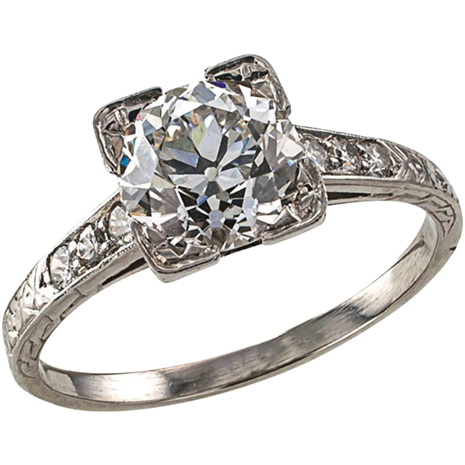1920s Art Deco 1.39 Carat Diamond Platinum Engagement Ring