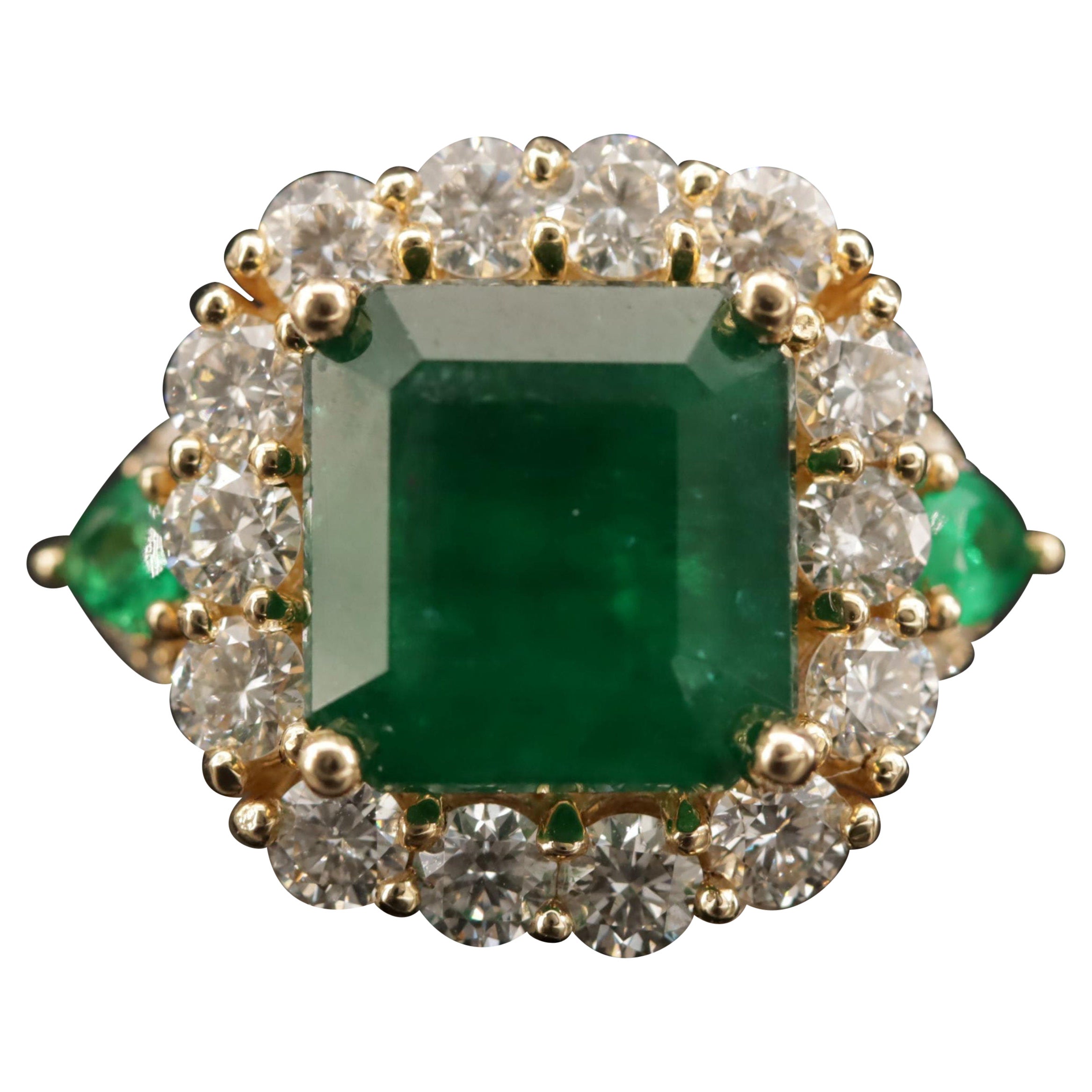 For Sale:  Art Deco 3 Carat Natural Emerald Diamond Cocktail Ring, 18K Gold Engagement Ring