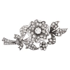 Antique En Tremblant Diamond Flower Brooch