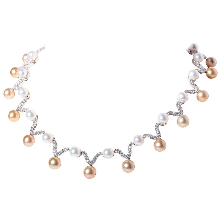 South Sea Pearl Diamond Platinum Necklace For Sale at 1stDibs