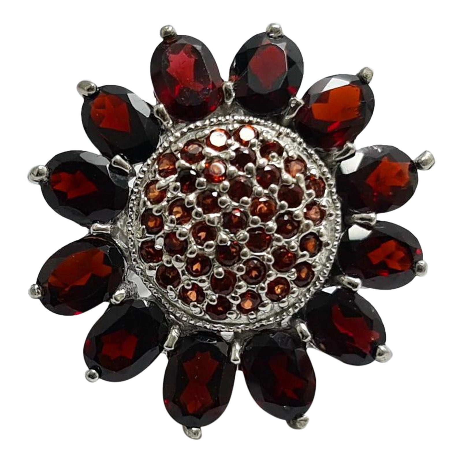 Natural Untreated Brazilian Deep Red Garnet Sterling Silver Rhodium Plated Sunflower Ring

Total weight of the ring: 17 grams
Total weight of Garnet: 13 carats

Please see other listings for matching sets