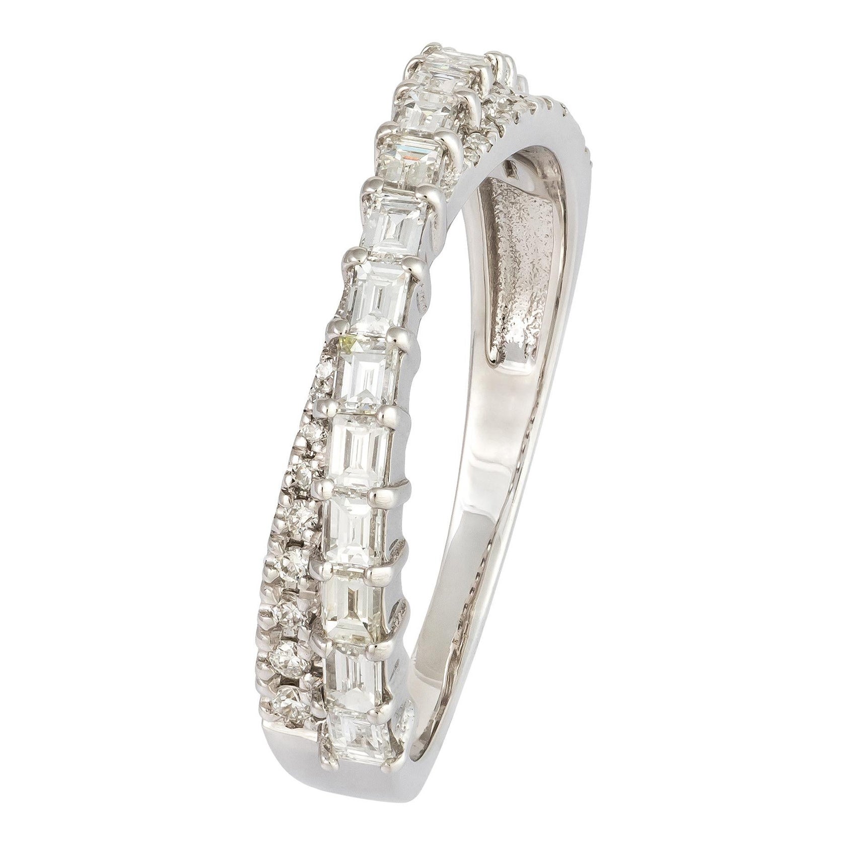 Classic  White 18K Gold White Diamond Ring For Her