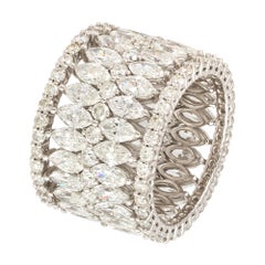Exclusive White 18K Gold White Diamond Ring for Her