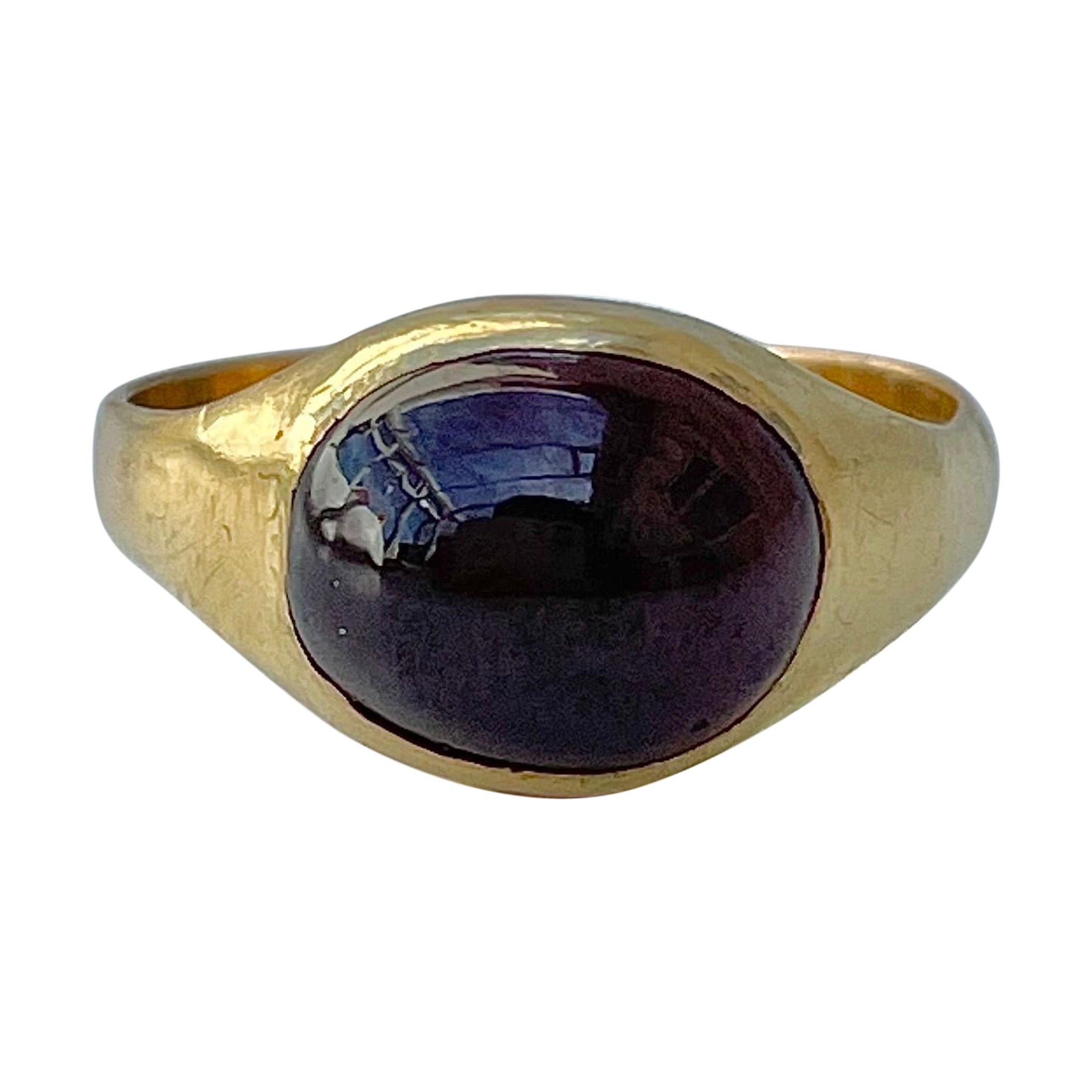Antique Foiled Cabochon Garnet 18ct Yellow Gold Signet Ring
