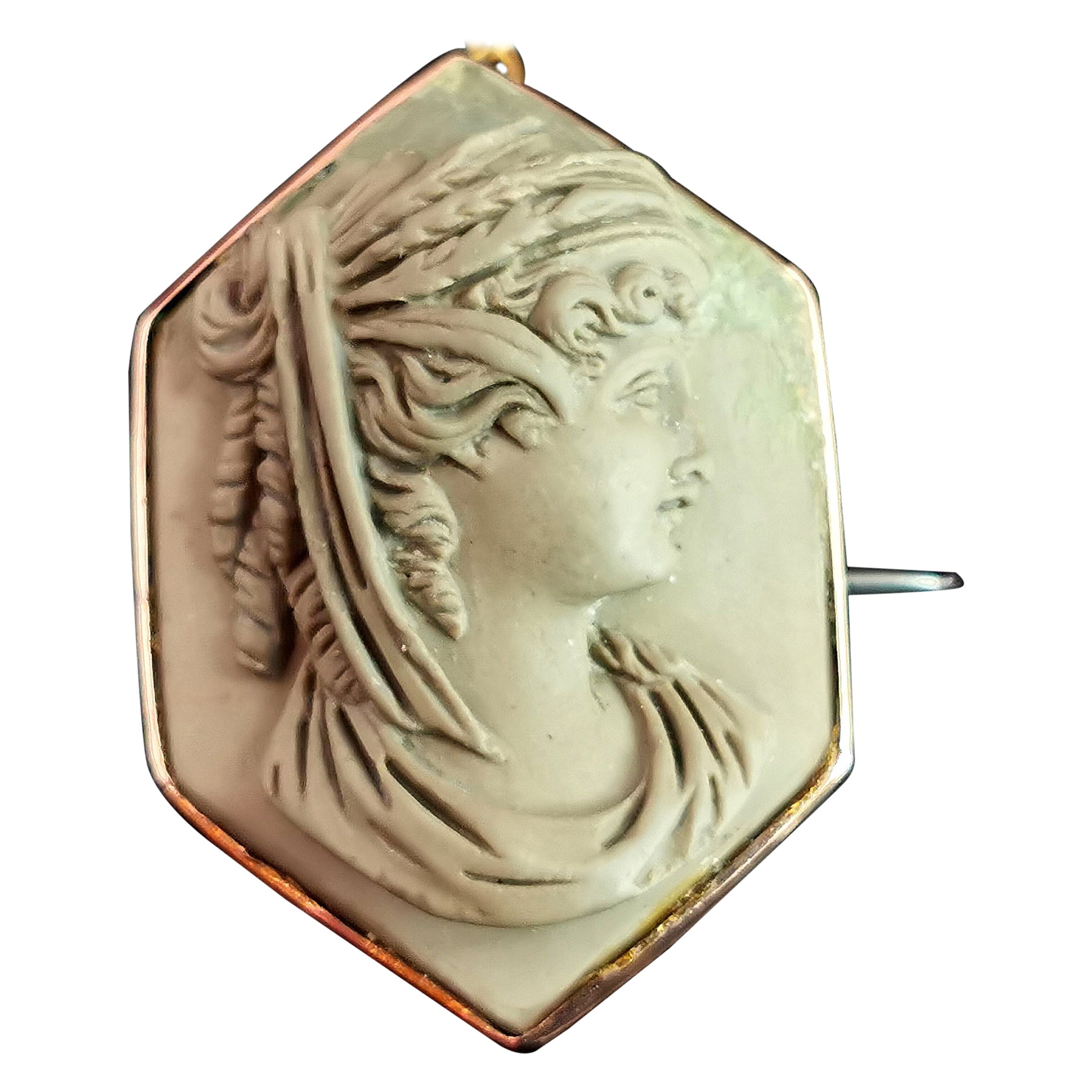 Antique Victorian Lava Cameo brooch, 9k yellow gold 