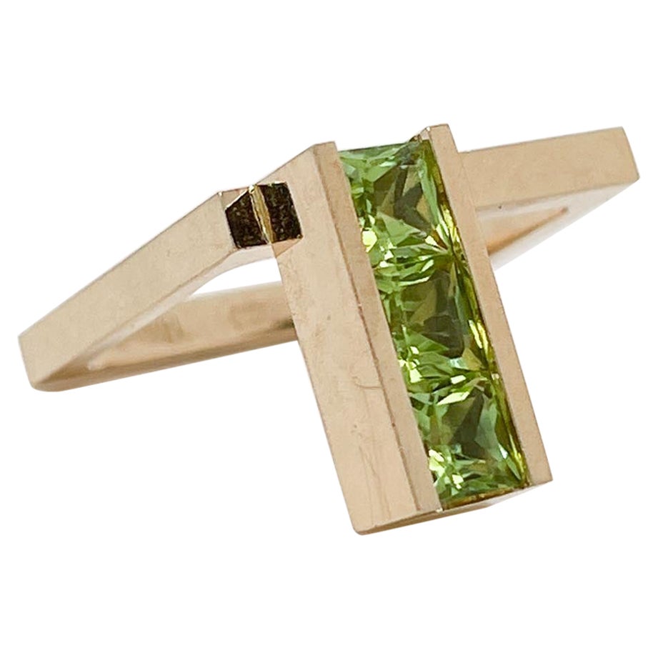 Trisko Signed Modernist 14 Karat Gold & Tourmaline Cocktail Ring For Sale