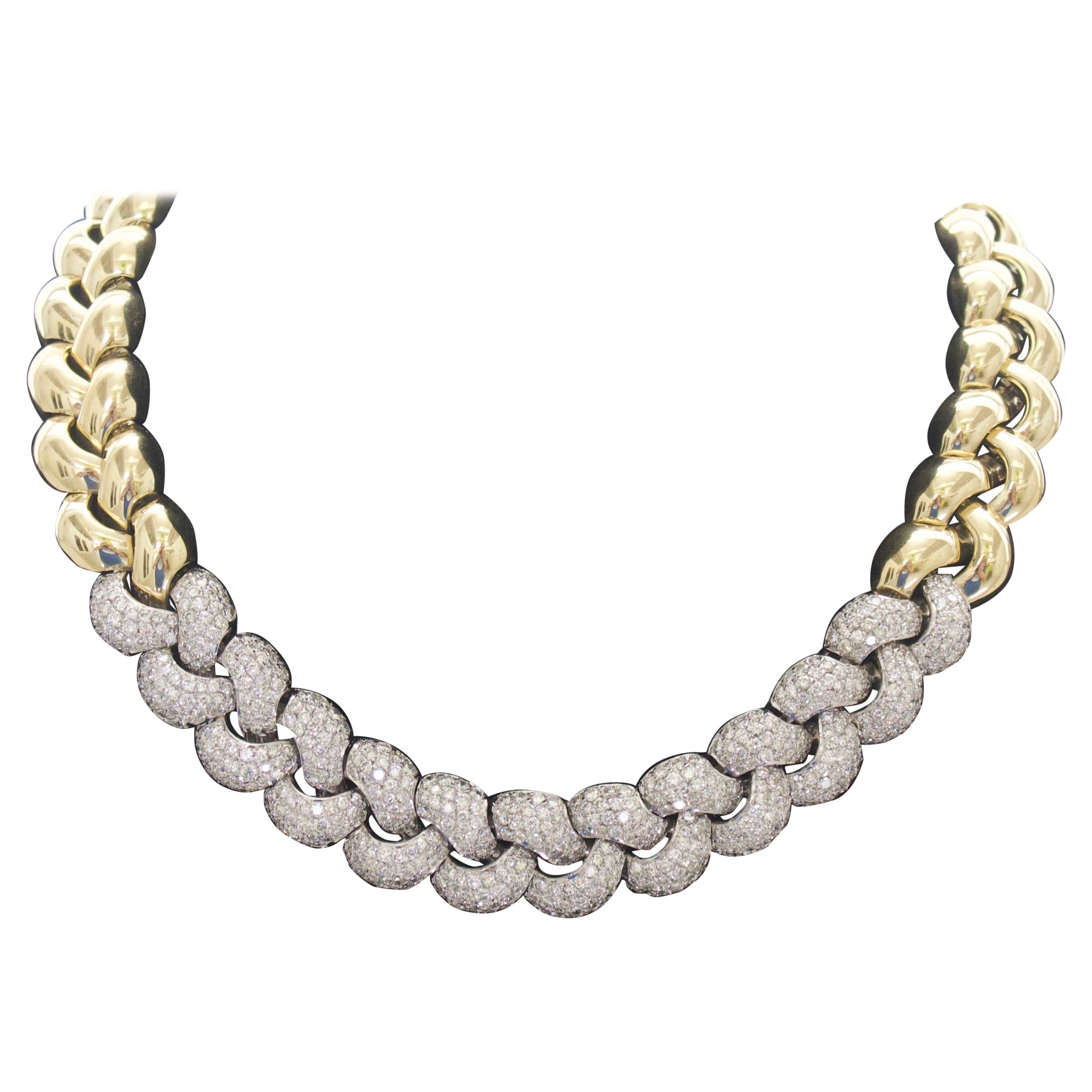 Heavy Important Diamond 18k Yellow Gold Décolletage Necklace 28.75 Cts. 4.75 oz For Sale