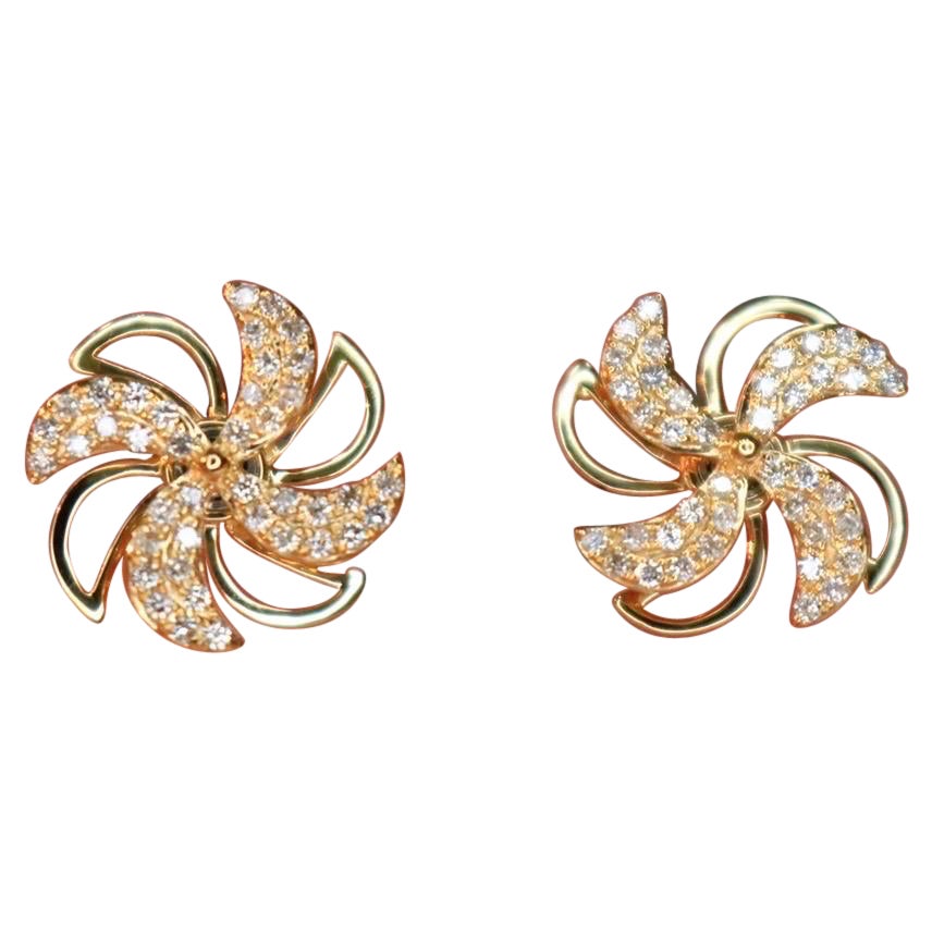 18k Yellow Gold Diamond Pinwheel Stud Earrings