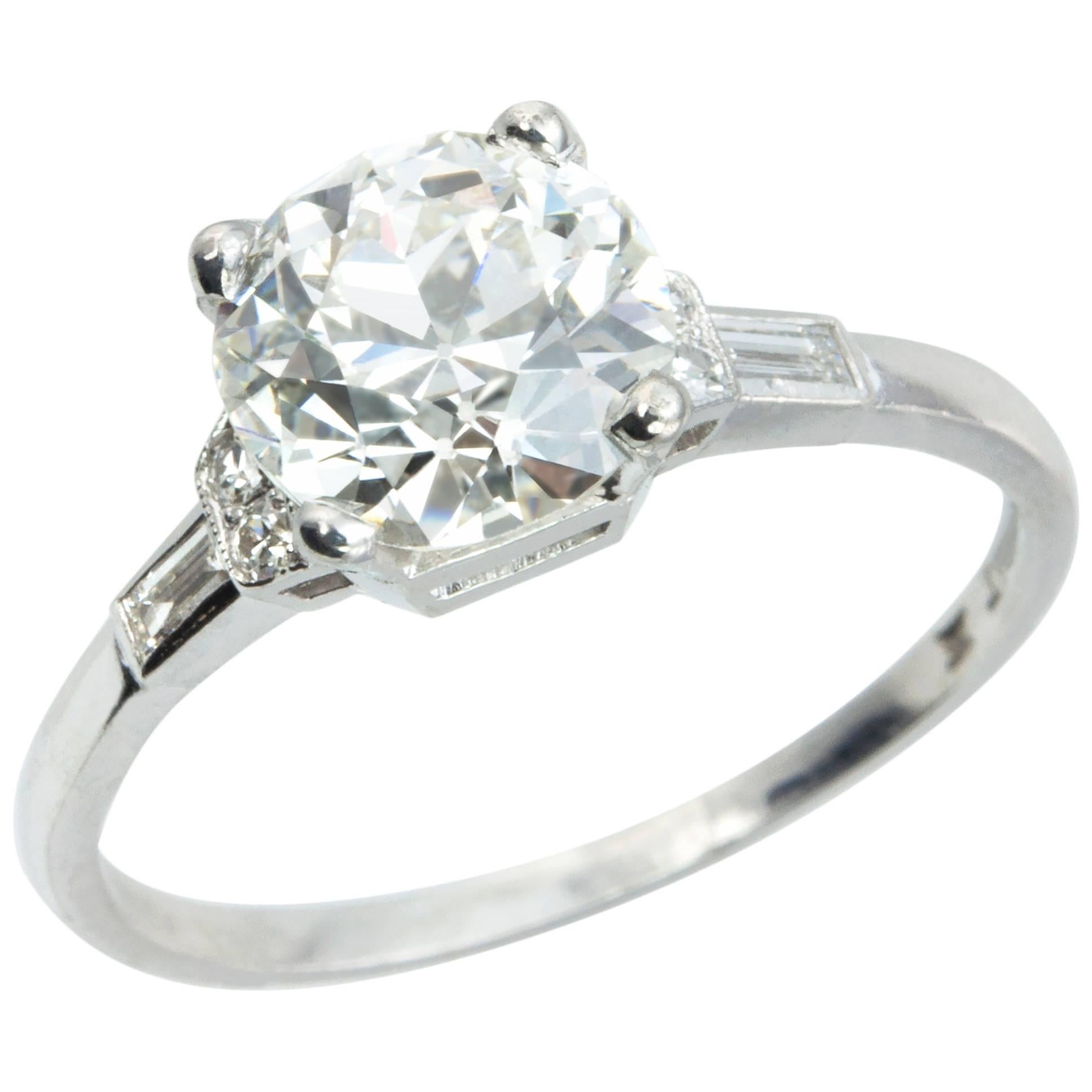 Art Deco 1.68 Carat Old European Cut Diamond Platinum Ring For Sale