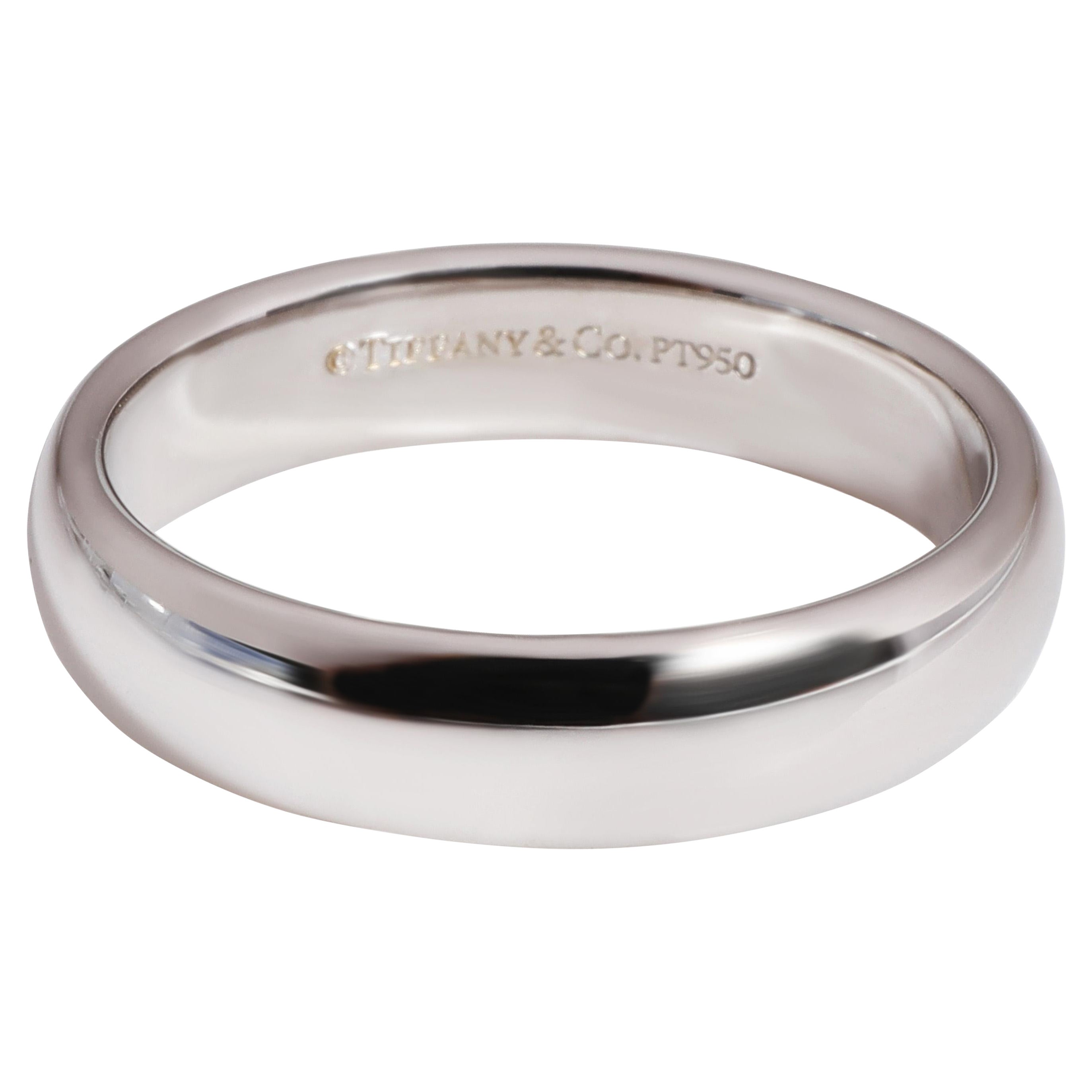 Tiffany and Co. Klassisches Ehering in Platin im Angebot bei 1stDibs