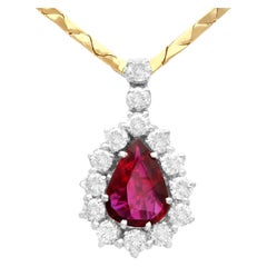 Pendentif vintage en or blanc 18 carats, rubis 1,86 carat et diamants 1,40 carat