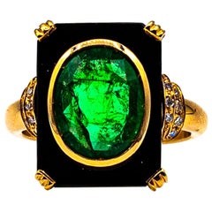 Art Deco Style 2.18 Carat White Diamond Emerald Onyx Yellow Gold Cocktail Ring