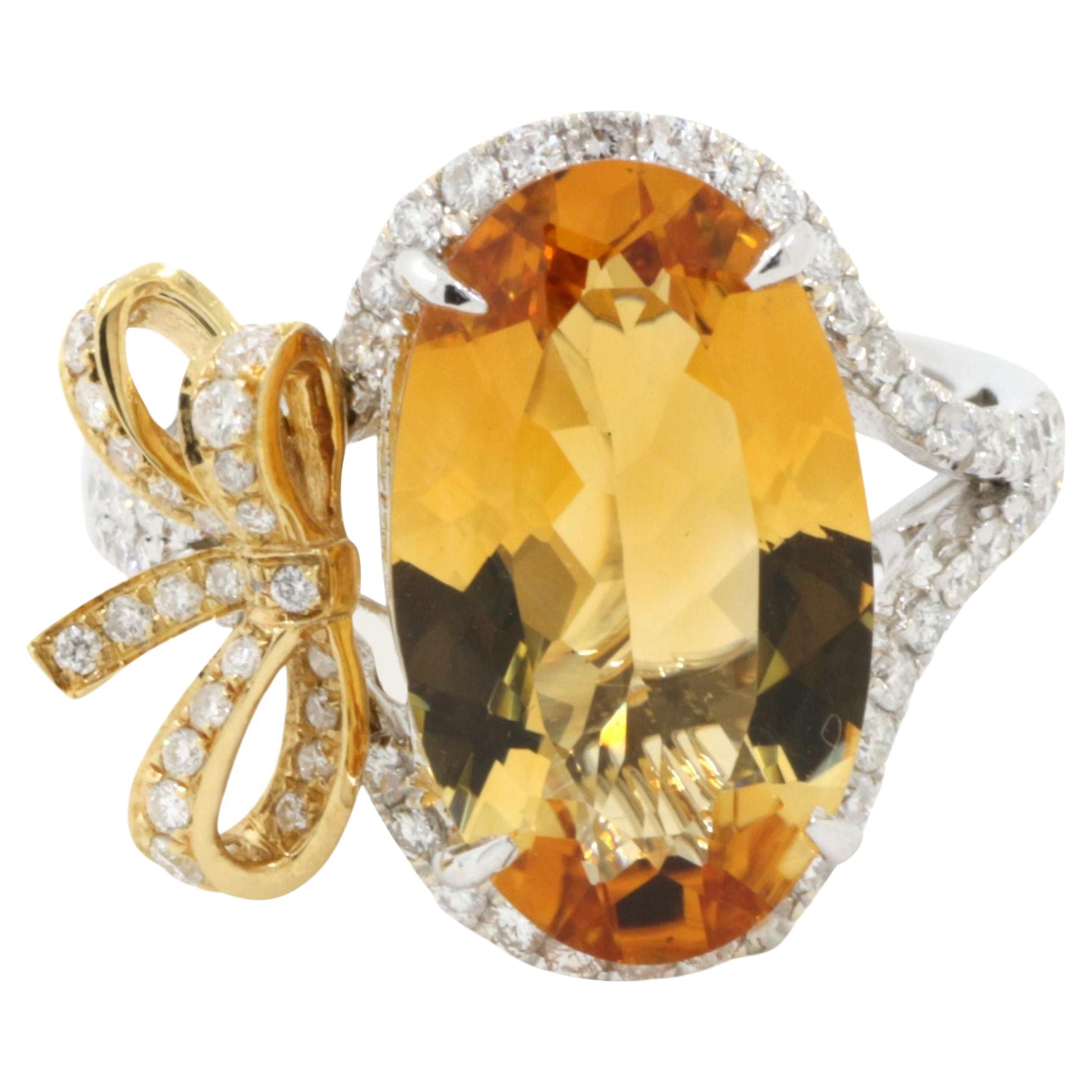 Bague en or blanc et jaune 18 carats avec diamants et citrine