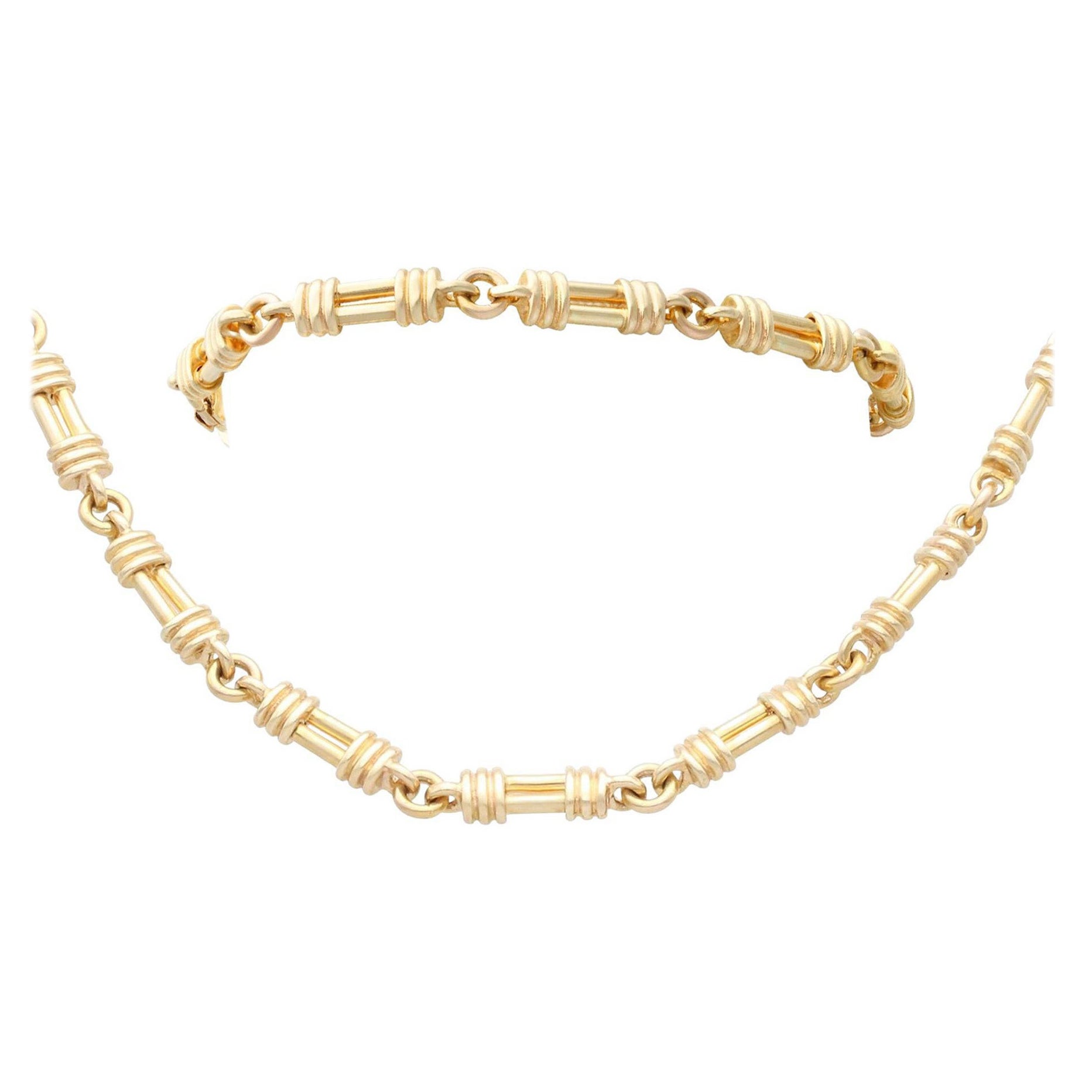 Vintage 1996 Yellow Gold Necklace and Bracelet Set by UnoAErre For Sale