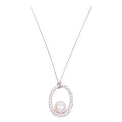 18 Karat White Gold Japanese Pearls and Diamonds Necklace