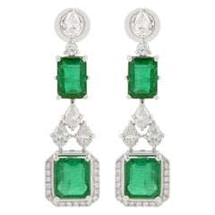 Boucles d'oreilles chandelier en or 14 carats avec émeraudes de 7,29 carats et diamants de 1,80 carat