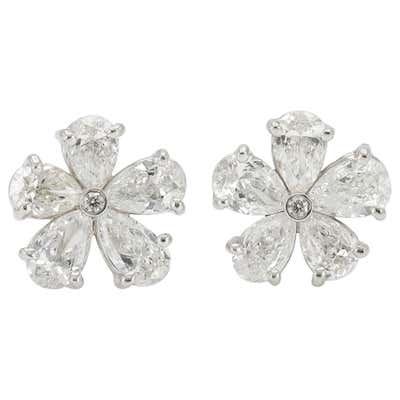 Harry Winston 8.40 Carat Diamond Stud Earrings For Sale at 1stDibs