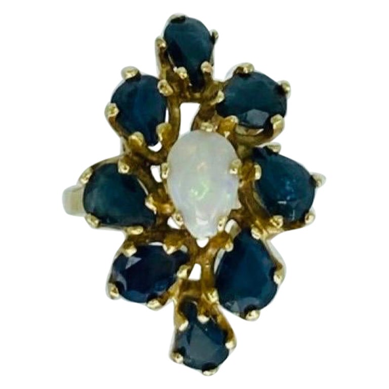 Vintage 9.56 Carat Blue Sapphires and Opal Center Cluster Cocktail Ring 14k Gold For Sale