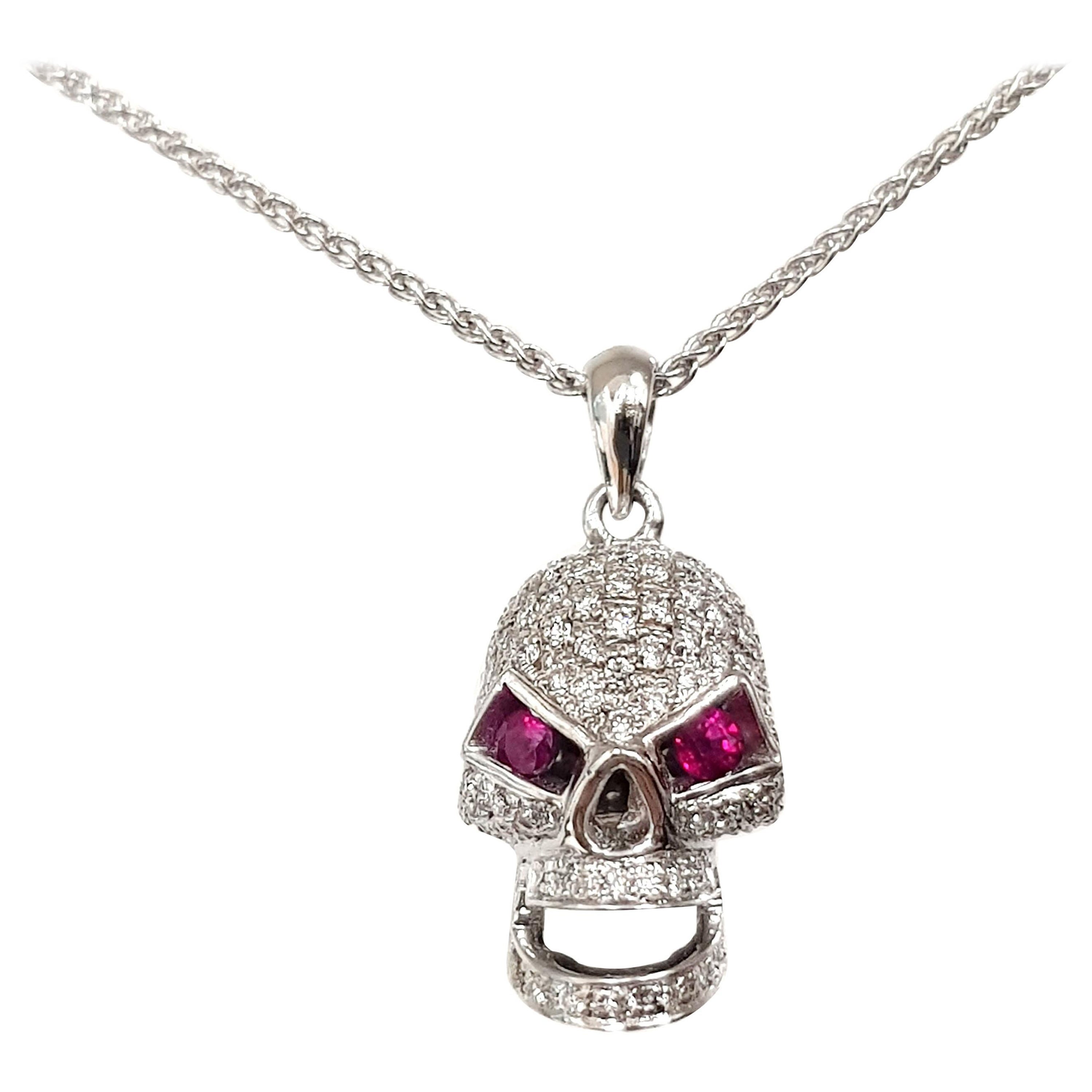 1.00 Carat Round Diamond Red Ruby 18 Karat White Gold Skull Pendant Necklace For Sale