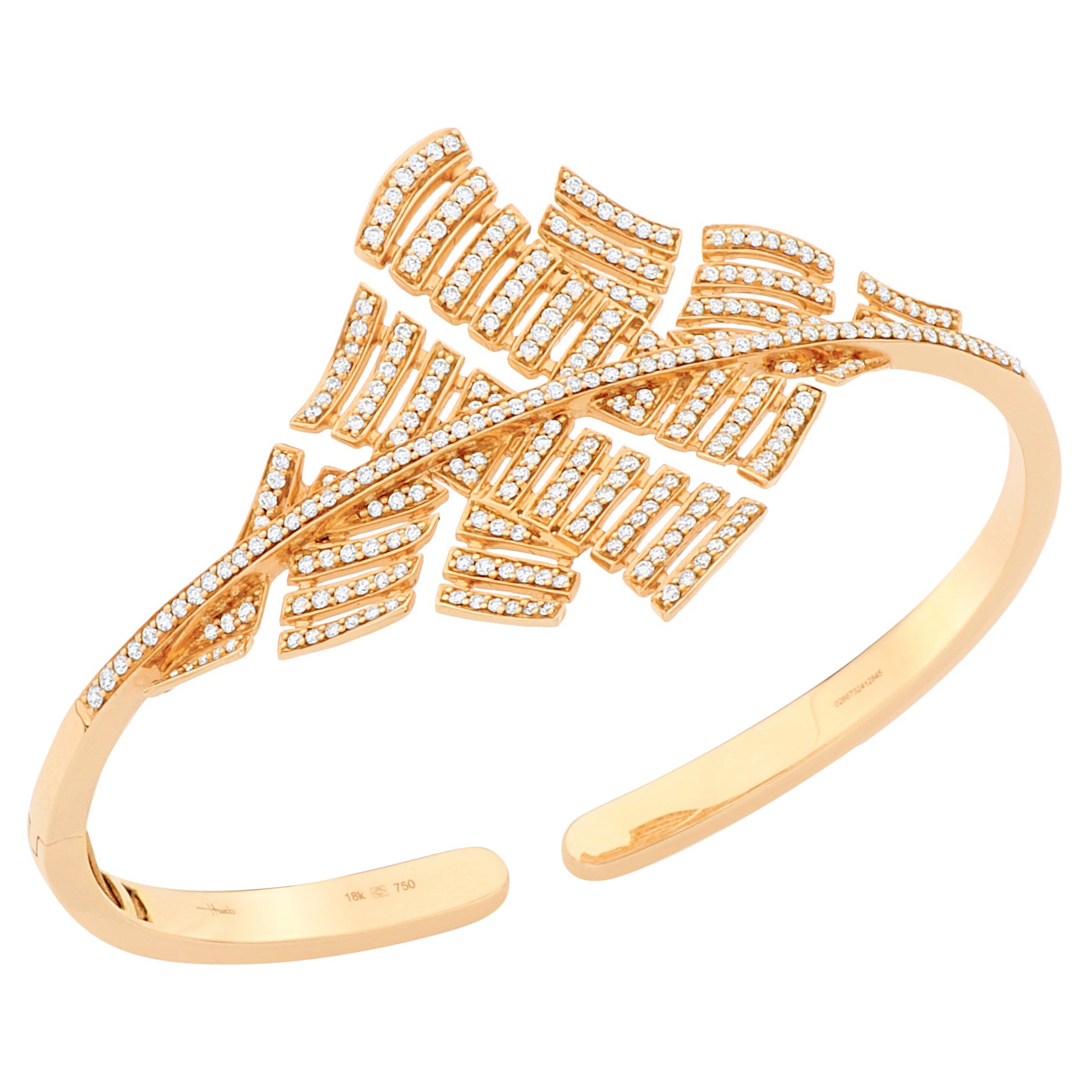 18 Karat Labyrinth Pink Gold Bracelet/Bangle with Vs-Gh Diamonds For Sale