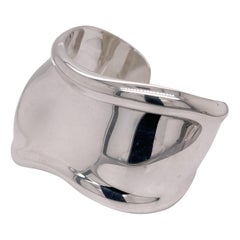 Vintage Tiffany & Co Elsa Peretti Sterling Silver Right Hand Bone Cuff Bracelet