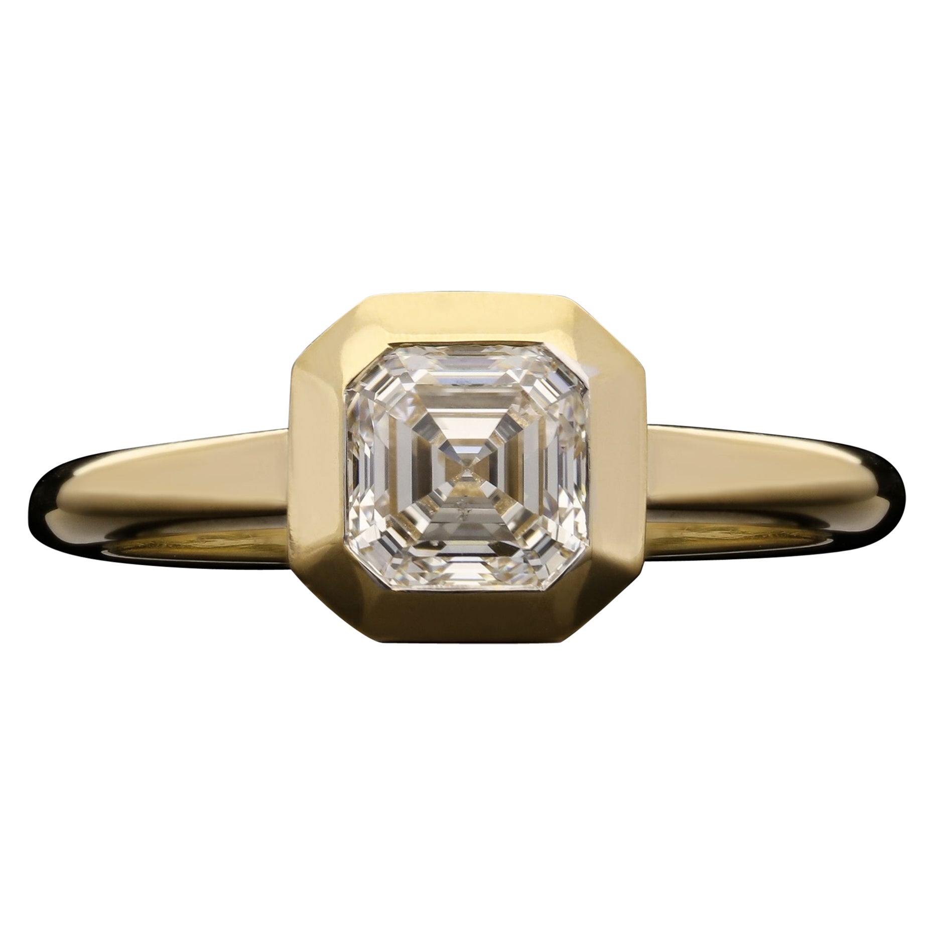 Hancocks 1.01ct Vintage Asscher Cut Diamond Ring Bezel Set in Yellow Gold
