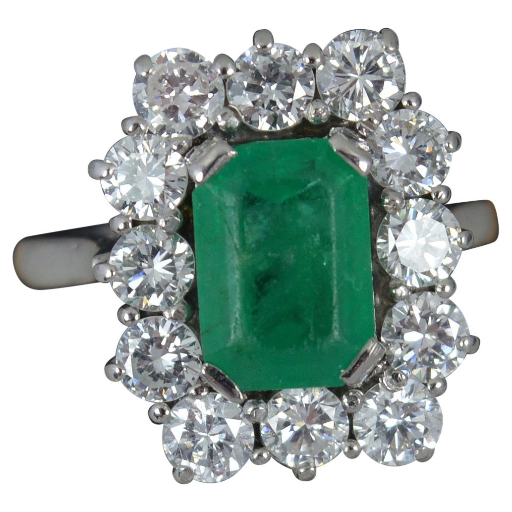 Stunning Emerald and Vs1 1.8ct Diamond 18ct White Gold Cluster Ring