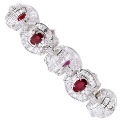Bracelet cocktail en or blanc 18 carats avec rubis et diamants de 19,73 carats