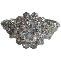 Graceful 0.80 Carat Diamond Platinum Engagement Ring