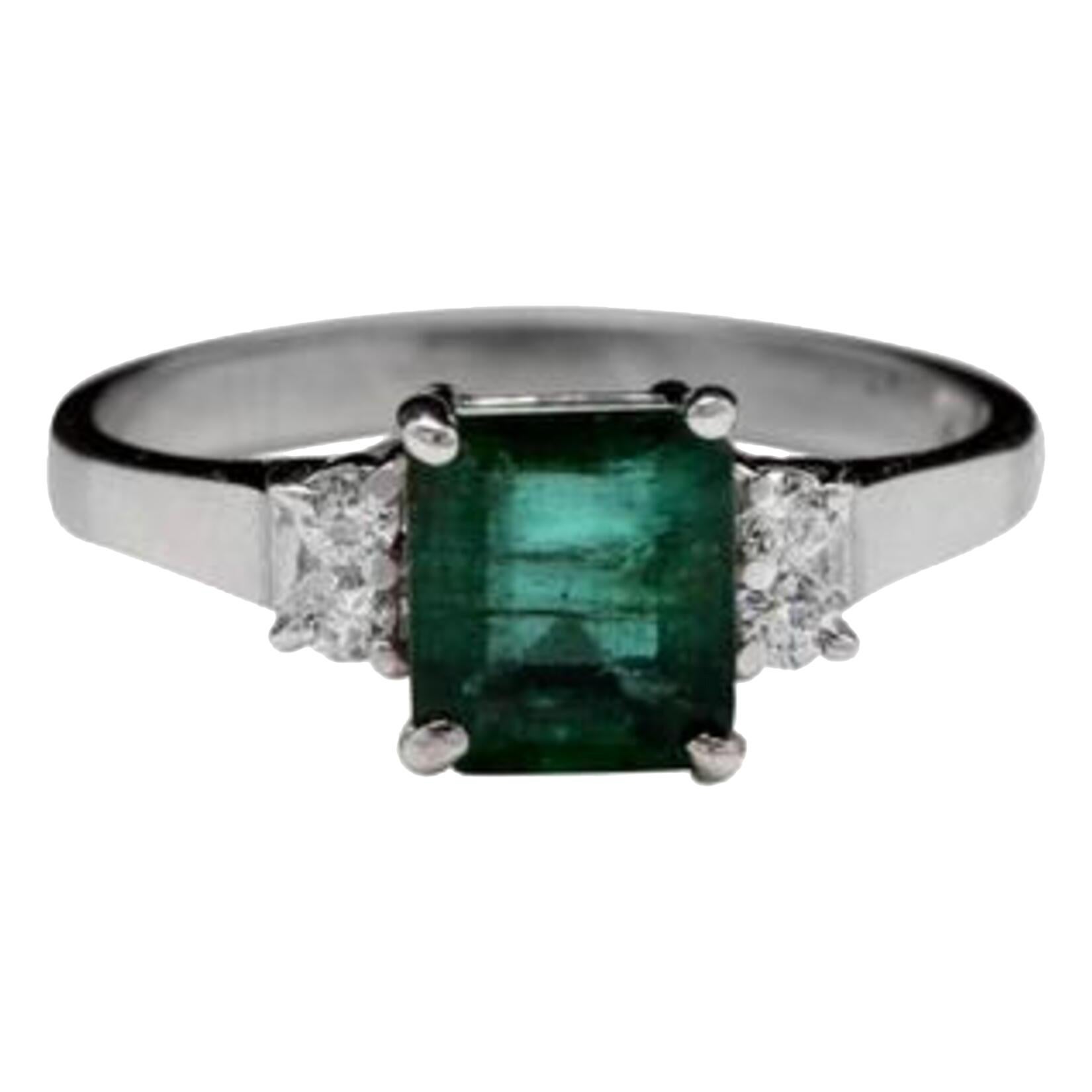 1.82 Carat Natural Emerald and Diamond 14 Karat Solid White Gold Ring For Sale