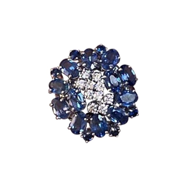 Gianni Lazzaro Blue Sapphire Diamond White 18K Gold Ring for Her For Sale
