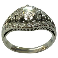 Retro 18 Karat White Gold Diamond Ring