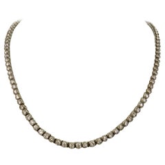 18 Karat White Gold and Diamond Necklace