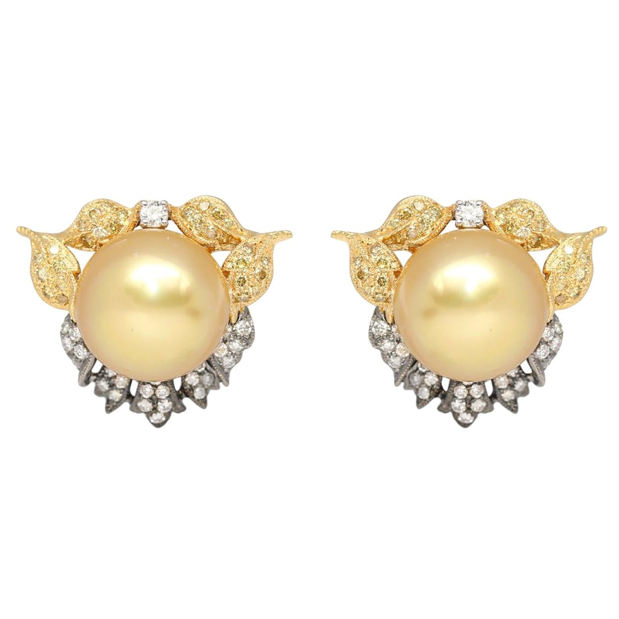 South Sea Pearls Earrings 15 mm Diamonds Yellow Black Gold, 1990