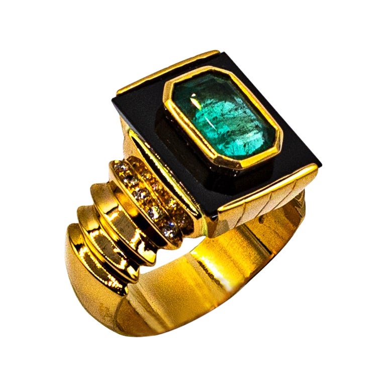 Art Deco Style 2.03 Carat White Diamond Emerald Onyx Yellow Gold Cocktail Ring For Sale