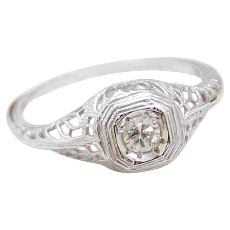 Vintage Diamond Filigree Engagement Ring, White Gold For Sale