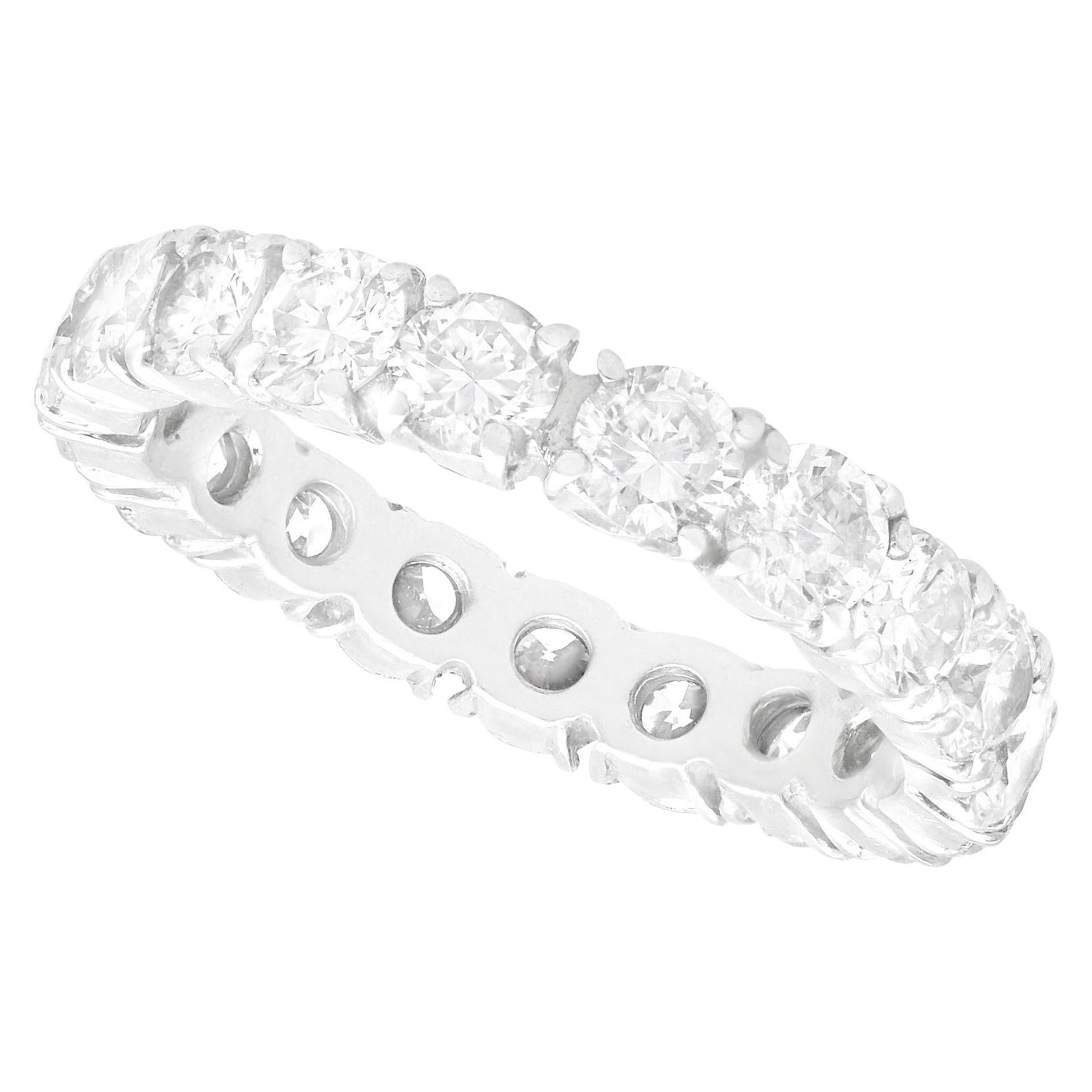 Eternity-Ring aus Platin mit 2.57 Karat Diamanten