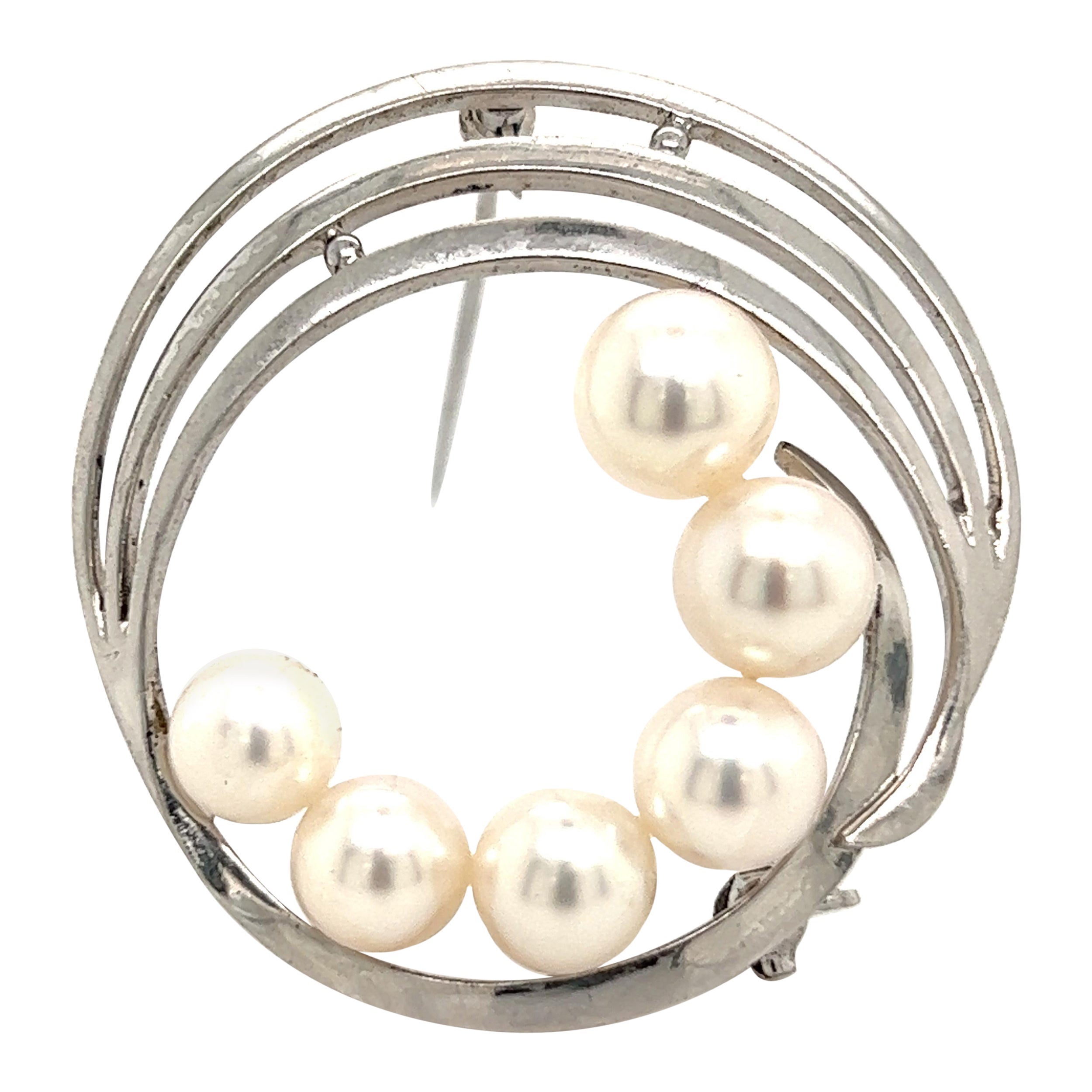 Mikimoto Estate Akoya Pearl Circle Brooch Sterling Silver 7.5 mm For Sale