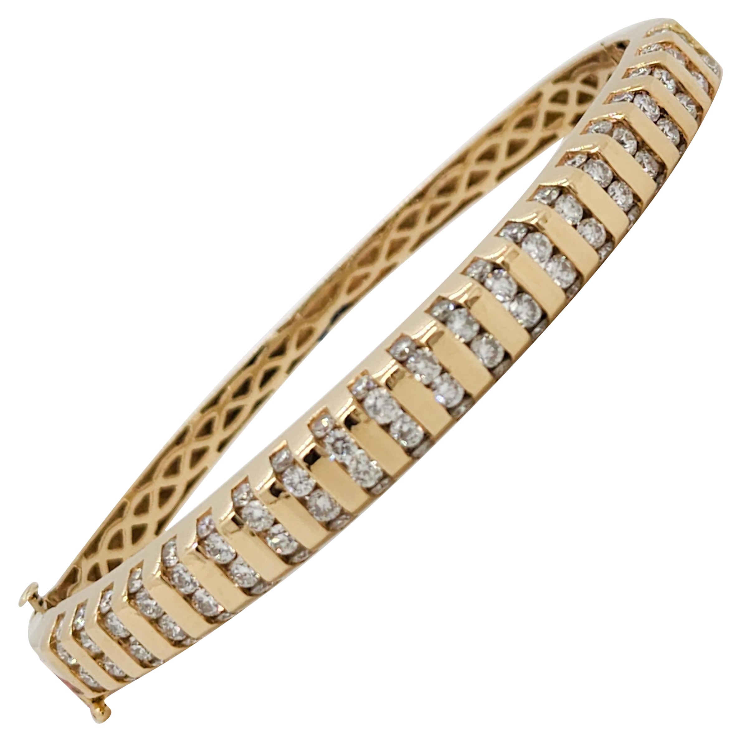 Diamond Leaf Bangle w 14K Yellow Gold For Sale at 1stDibs