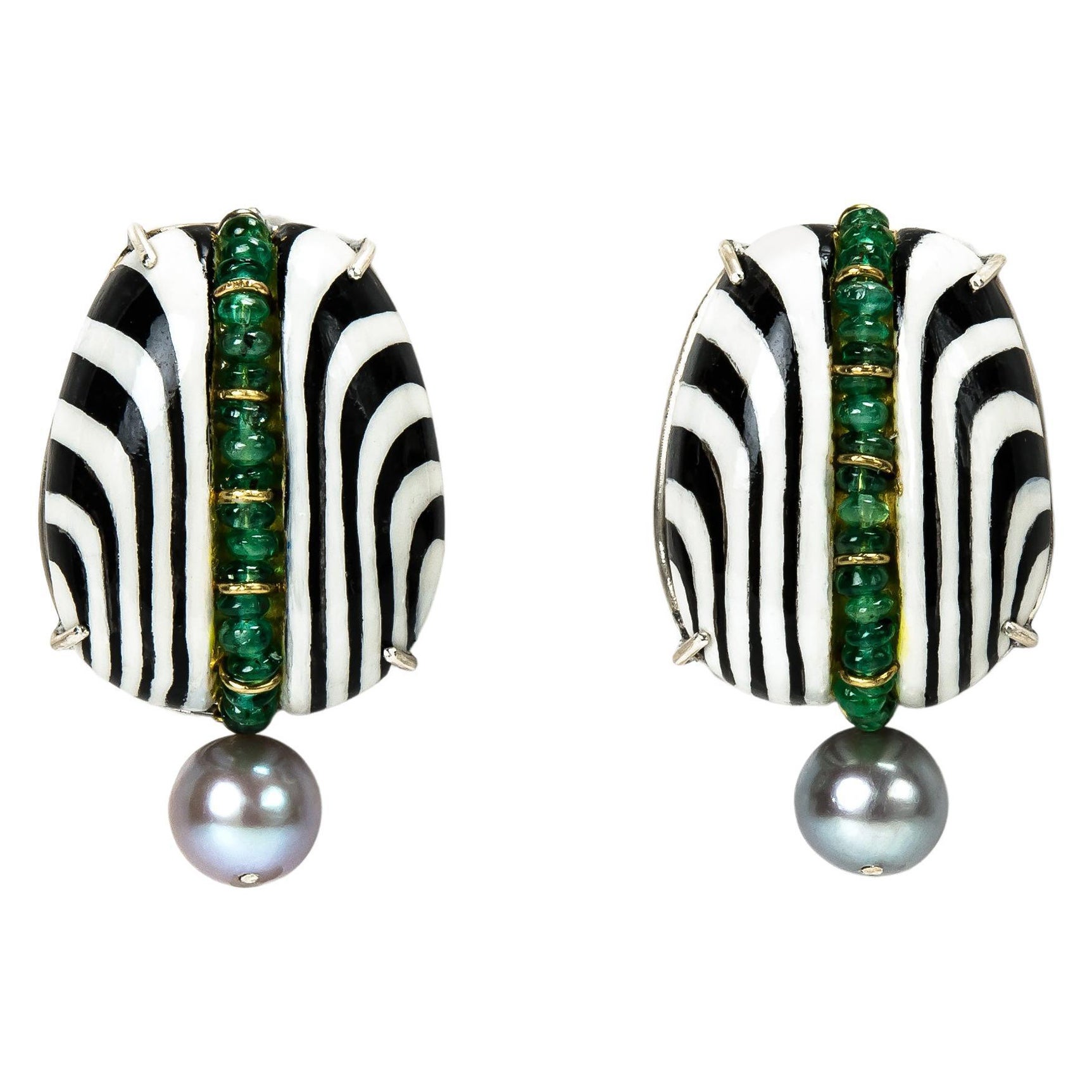 Bodyfurnitures Stud Earrings Handpainted Black&White Emeralds Gold Papier-mâché For Sale