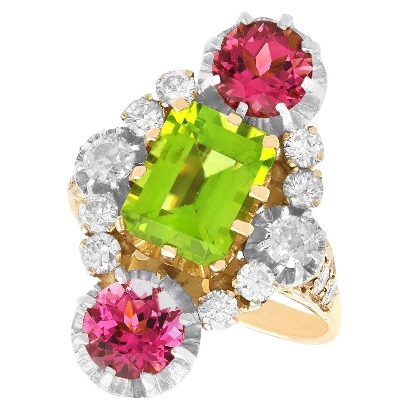Anello antico con tormalina, peridoto e diamanti in oro giallo
