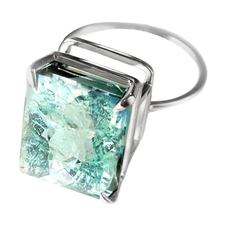 18 Karat White Gold Engagement Ring with Green Five Carats Paraiba Tourmaline For Sale