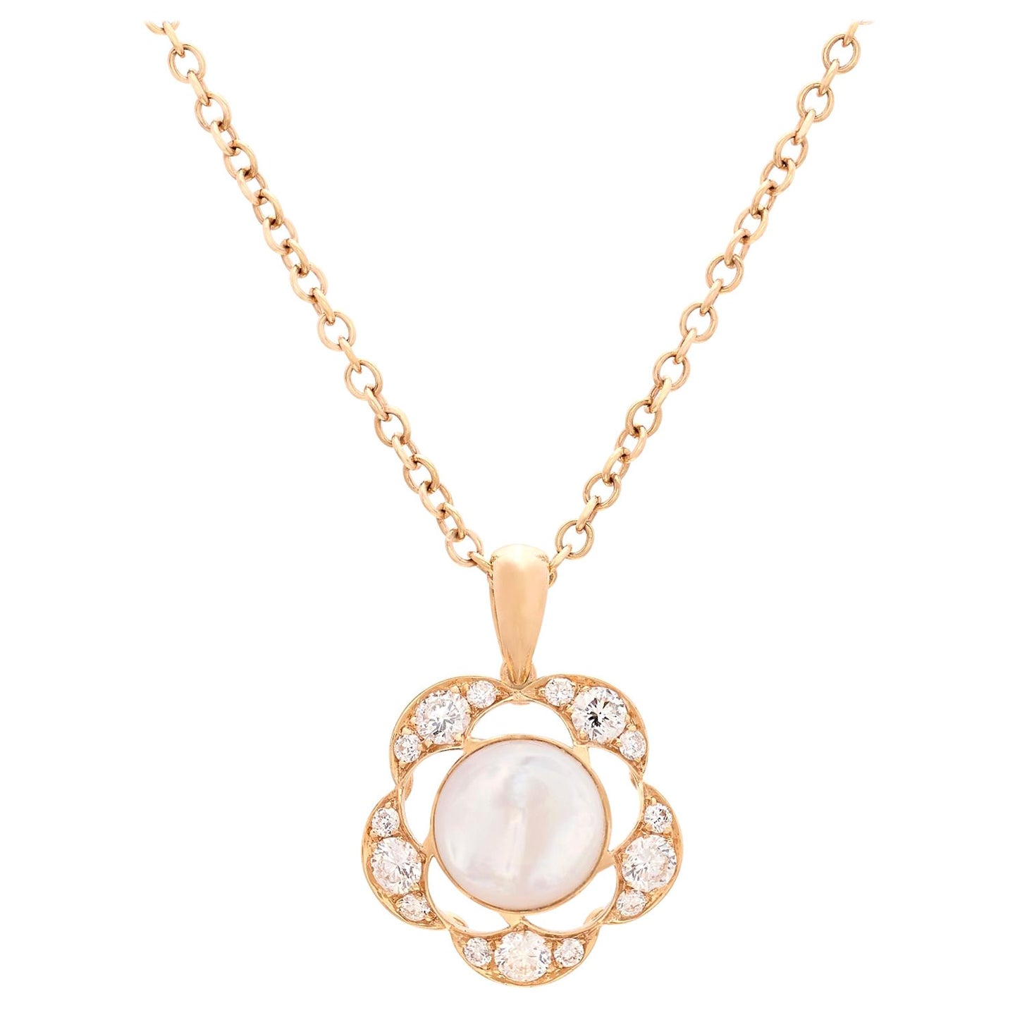 18kt Rose Gold Mother of Pearl & Diamond Pendant Necklace For Sale