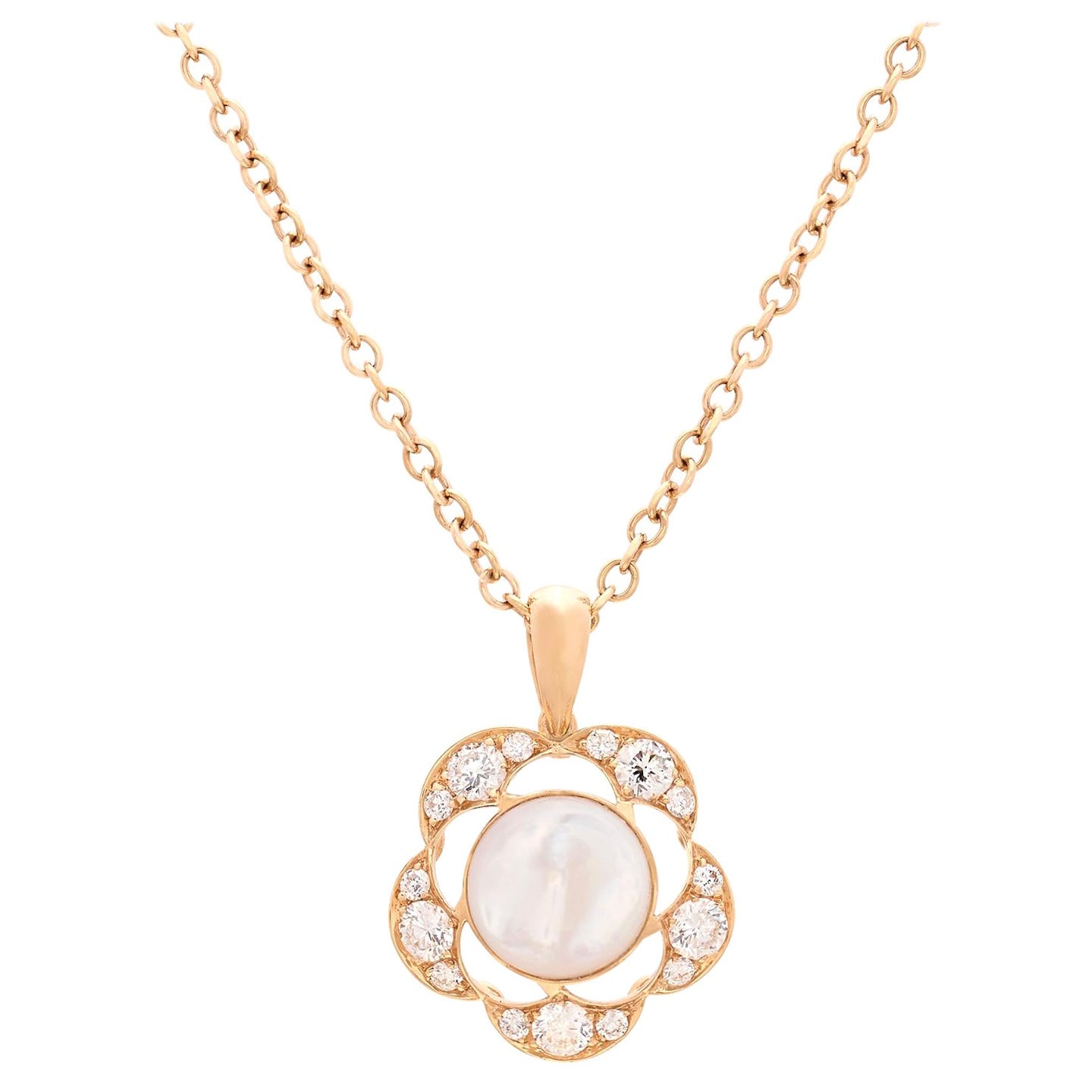 Collier pendentif en or rose 18 carats, nacre et diamants