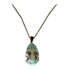 27 Carat Aquamarine Pendant Pear Shape Necklace 14 Karat Gold Antique