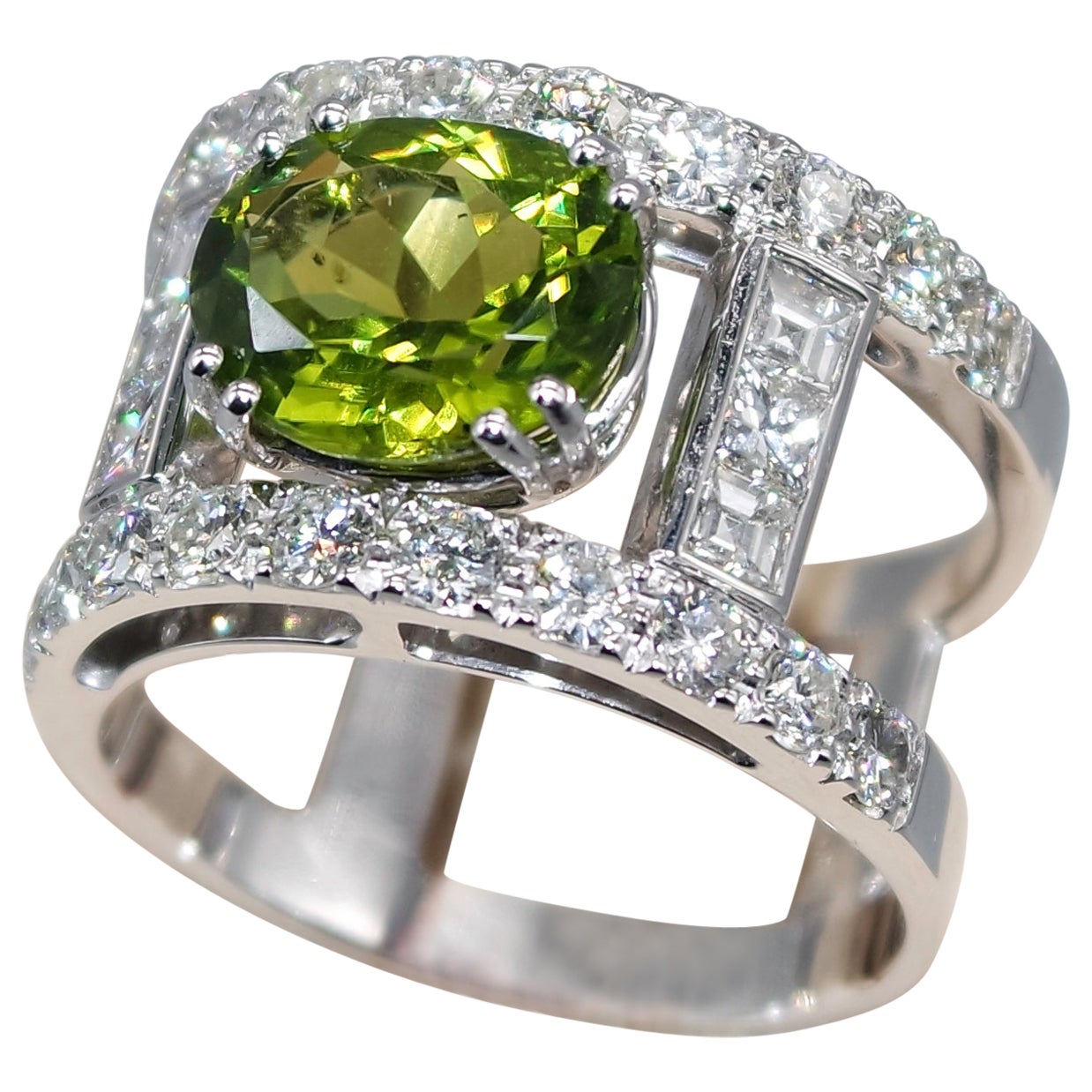 AIG Certified 3.69 Carat Oval Peridot and 1.98 Carat Diamond Cocktail Ring For Sale