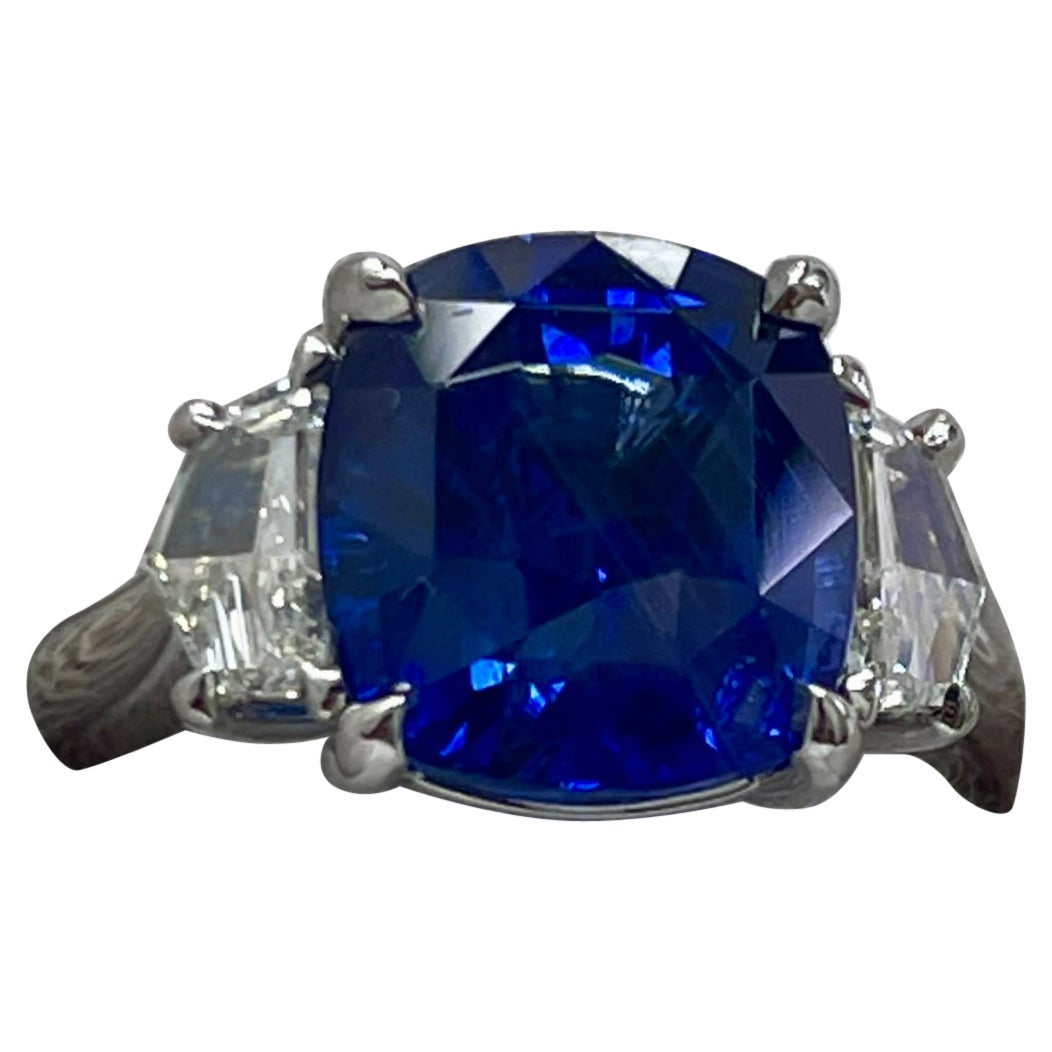 4.82 Carat Sapphire & Diamond White Gold Ring For Sale