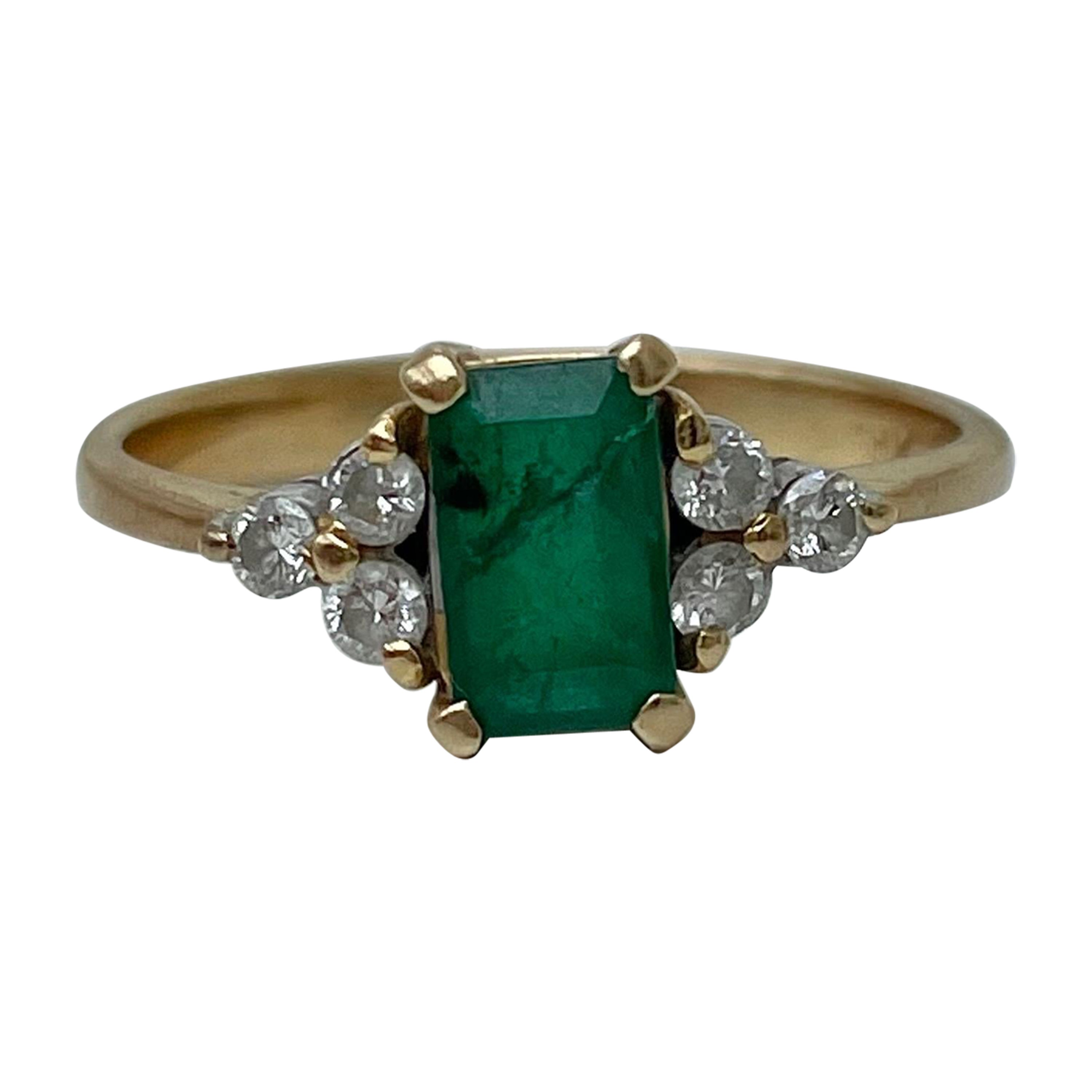 Vintage Emerald and Diamond 18 Carat Yellow Gold Ring