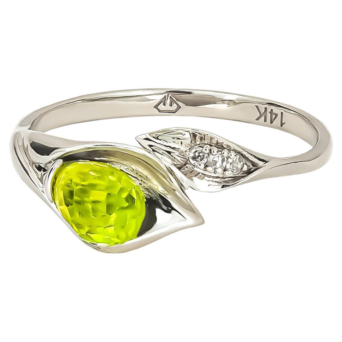 14 Karat Gold Ring with Peridot and Diamonds, Lily Calla Gold Ring For Sale