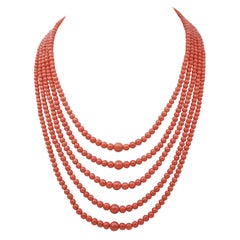 Collana di corallo a più fili